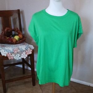 NWOT- a new day Bright Green Short Sleeve Tee